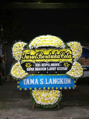 Papan Bunga Duka di Seloharjo